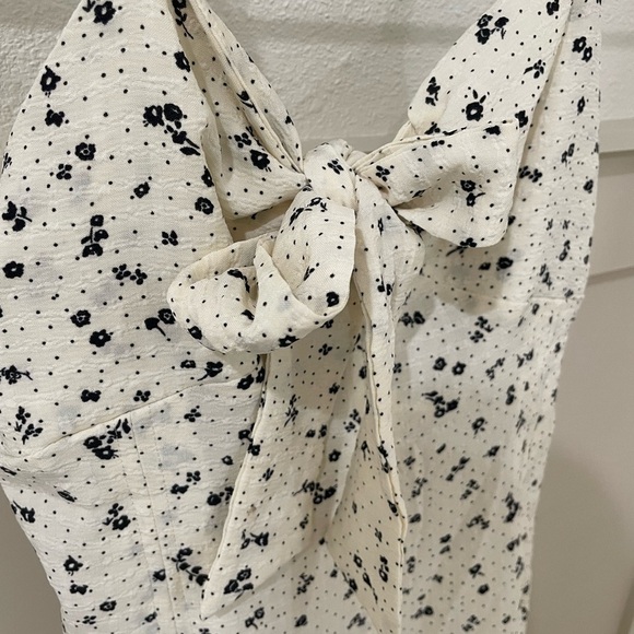 Free People Coming Home Wide Leg Romper Size XS Ivory Front Bow - Picture 8 of 15